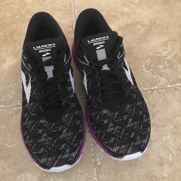 brooks launch 5 womens size 9